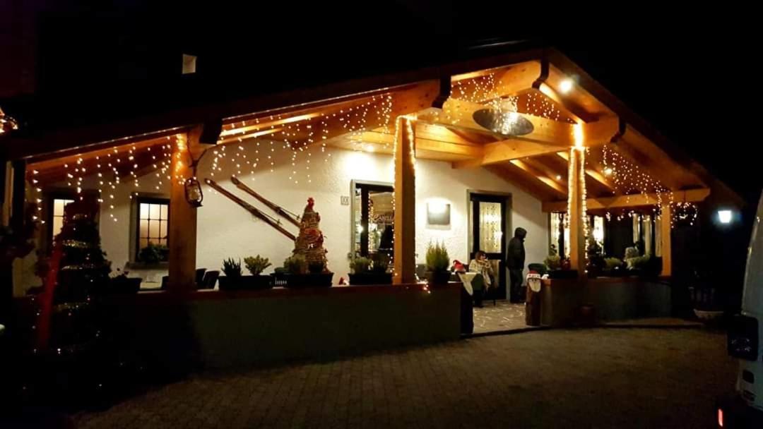 Albergo Canella Fuipiano Valle Imagna Exteriér fotografie