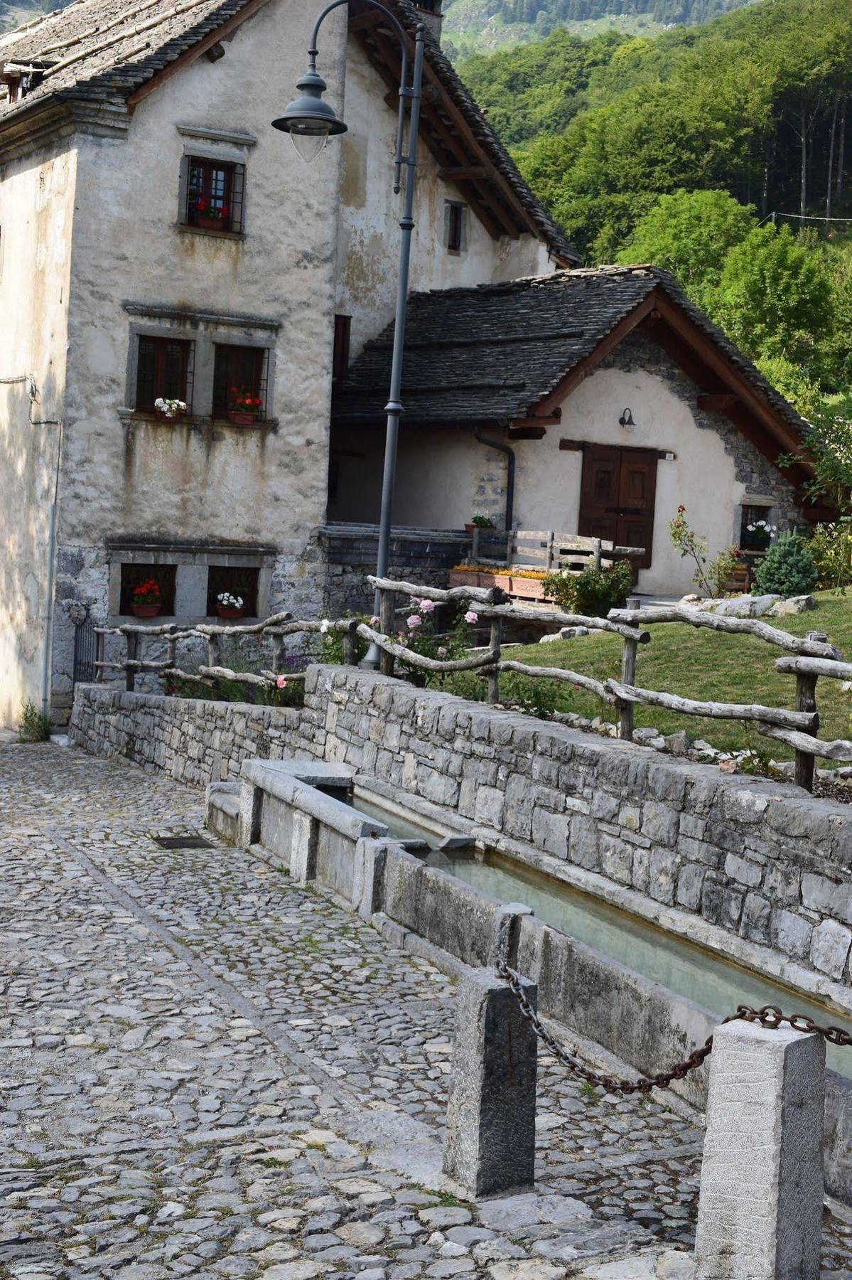 Albergo Canella Fuipiano Valle Imagna Exteriér fotografie